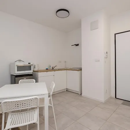 Shortstaypoland Budki Szczesliwickie B131 Varsó